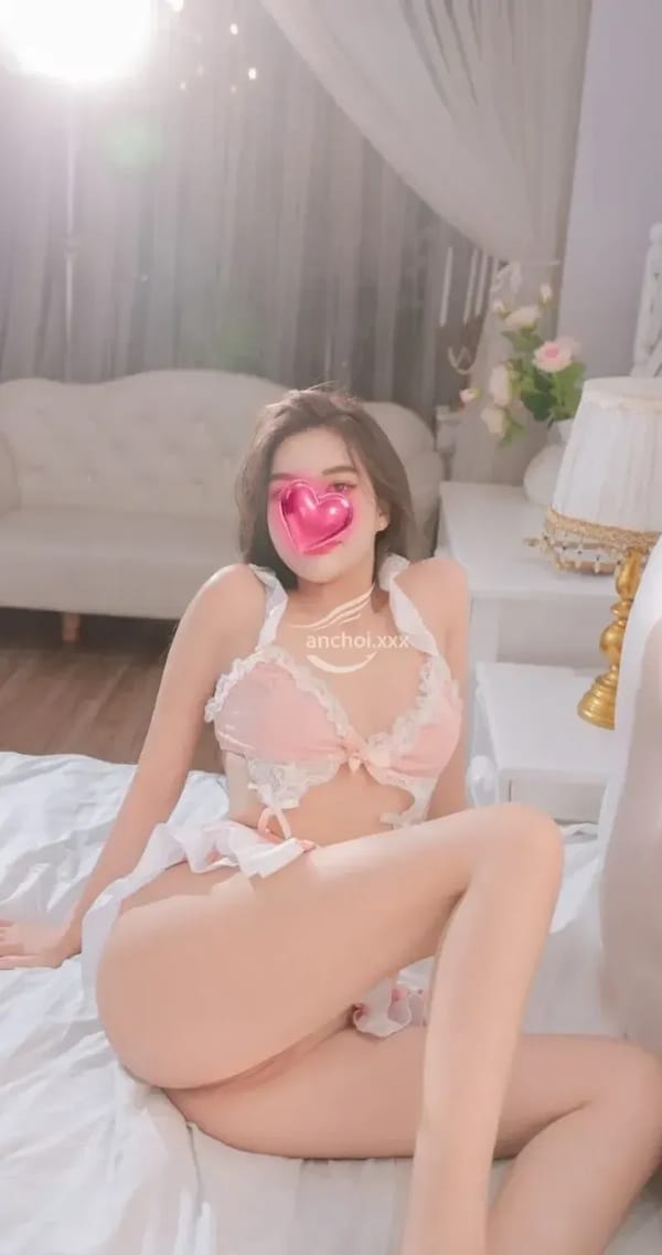 ❤️Trang Nhã❤️ Cô nàng make-Up - Face Cực Xinh -