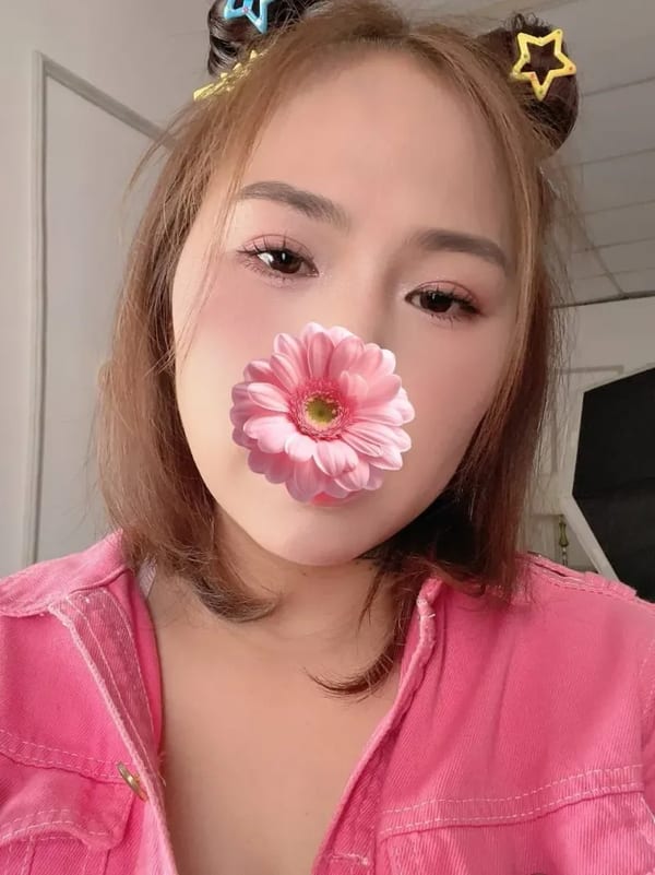 SUZY CÔ CHỦ TIỆM TATTOO CÁ TÍNH MỚI TINH VỪA VÀO NGHỀ