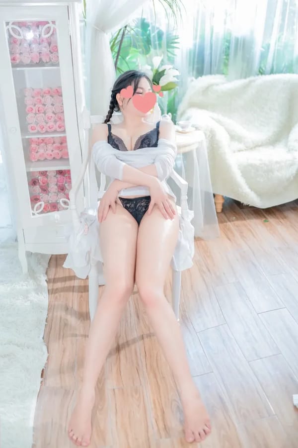 TUYẾT LAN GÁI MIỀN TÂY DÂM NGON LẦN ĐẦU XUẤT HIỆN