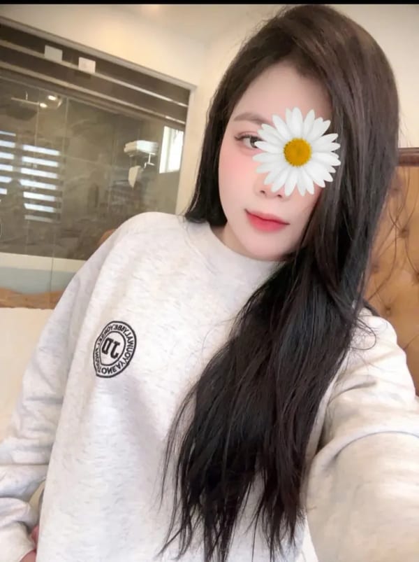 TIỂU NGỌC XINH NON CỰC NGON