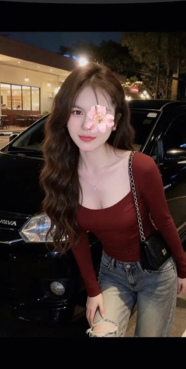 NEW HOTGIRL🔥 DIỄM MY MÔNG BỰ DOGGY BAO PHÊ🔥